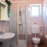 House Maric Daire *