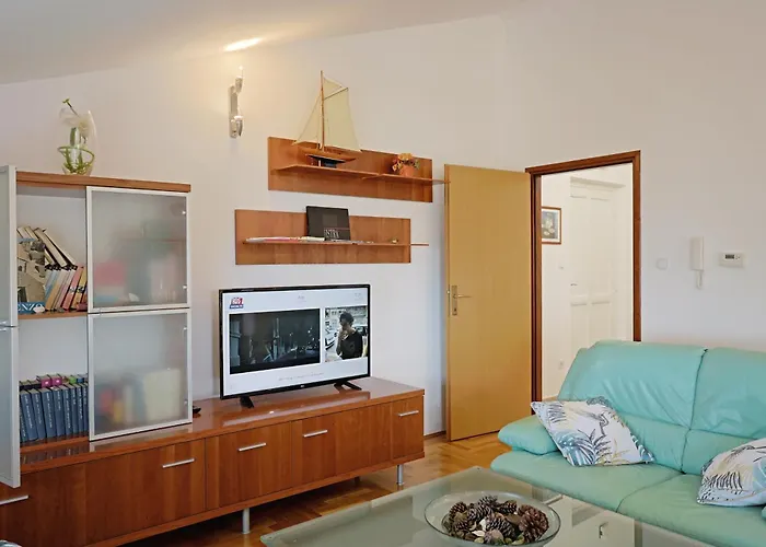 House Maric 아파트