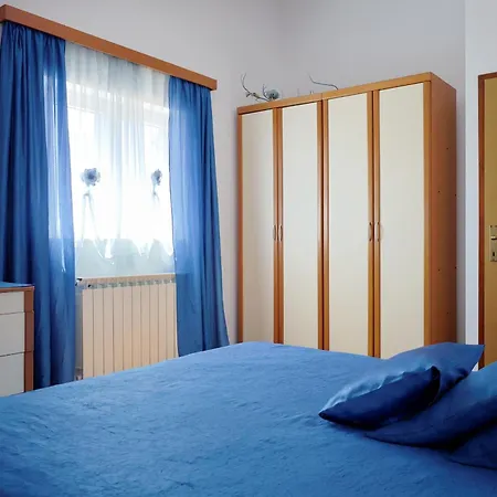 House Maric דירה *