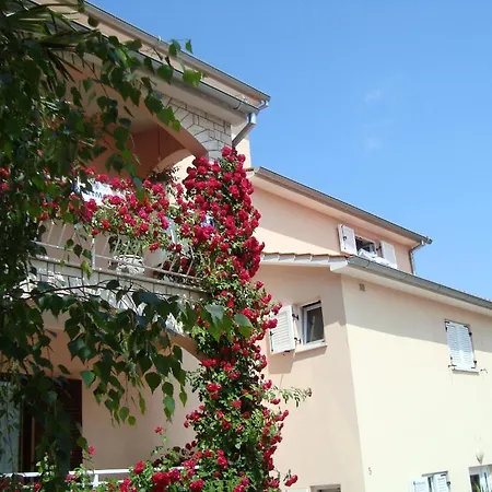 Daire House Maric