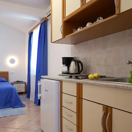 Apartman House Maric *